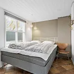 Holiday home Lovely In V With House Sea View