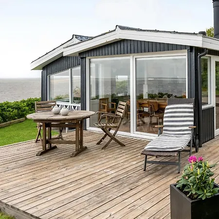Gorgeous Home In Esbjerg V With House Sea View